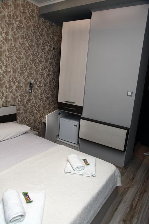 Silver House Hostel Чачак Номер фото